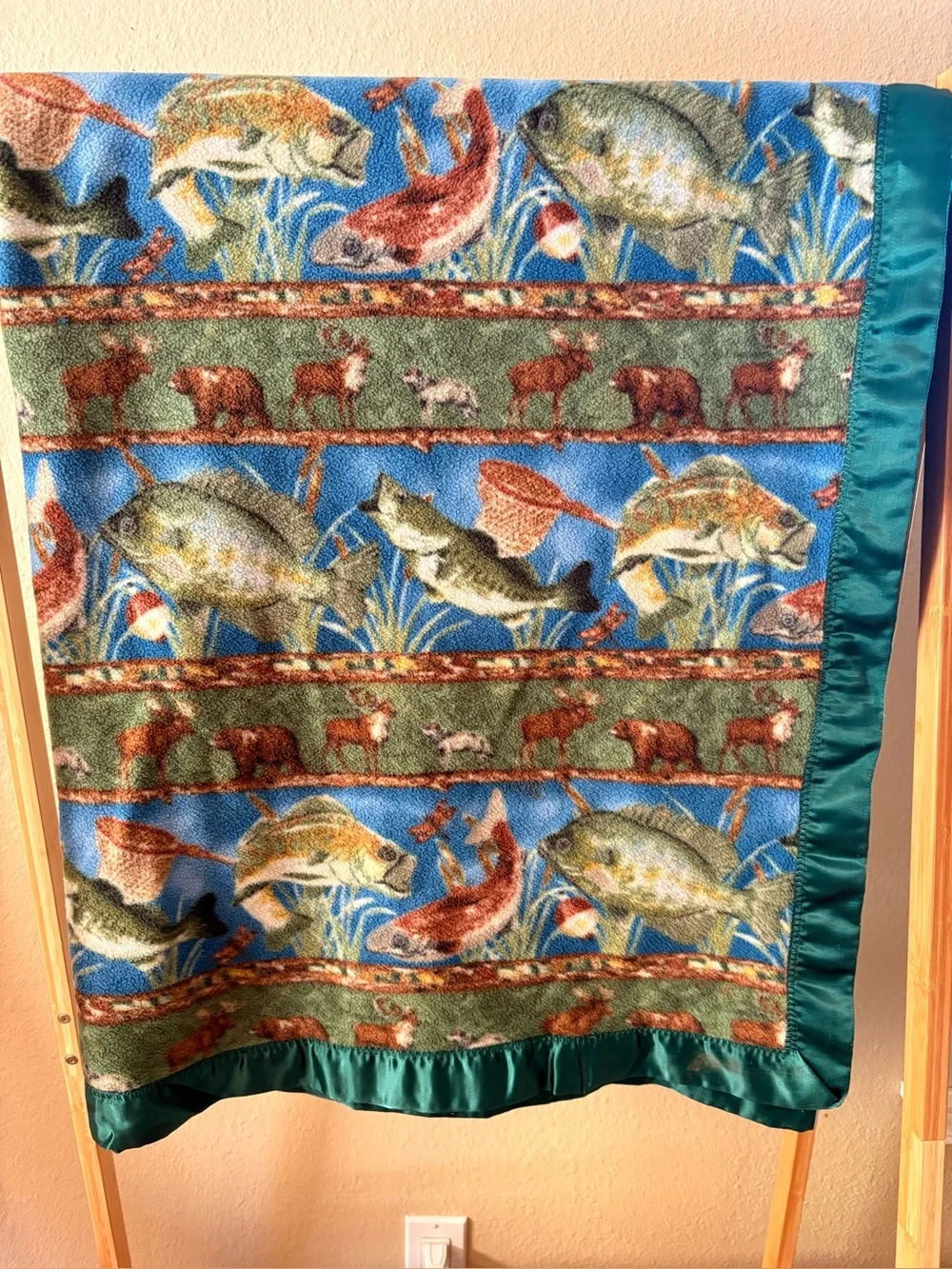 Fleece Fish & Wildlife Throw Blanket - Teal Trim